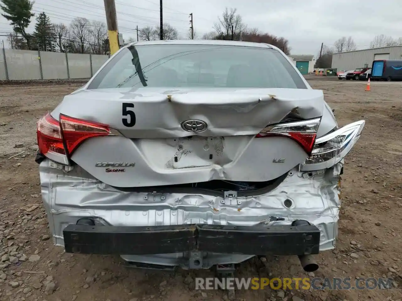 6 Photograph of a damaged car 2T1BURHE5KC187097 TOYOTA COROLLA 2019