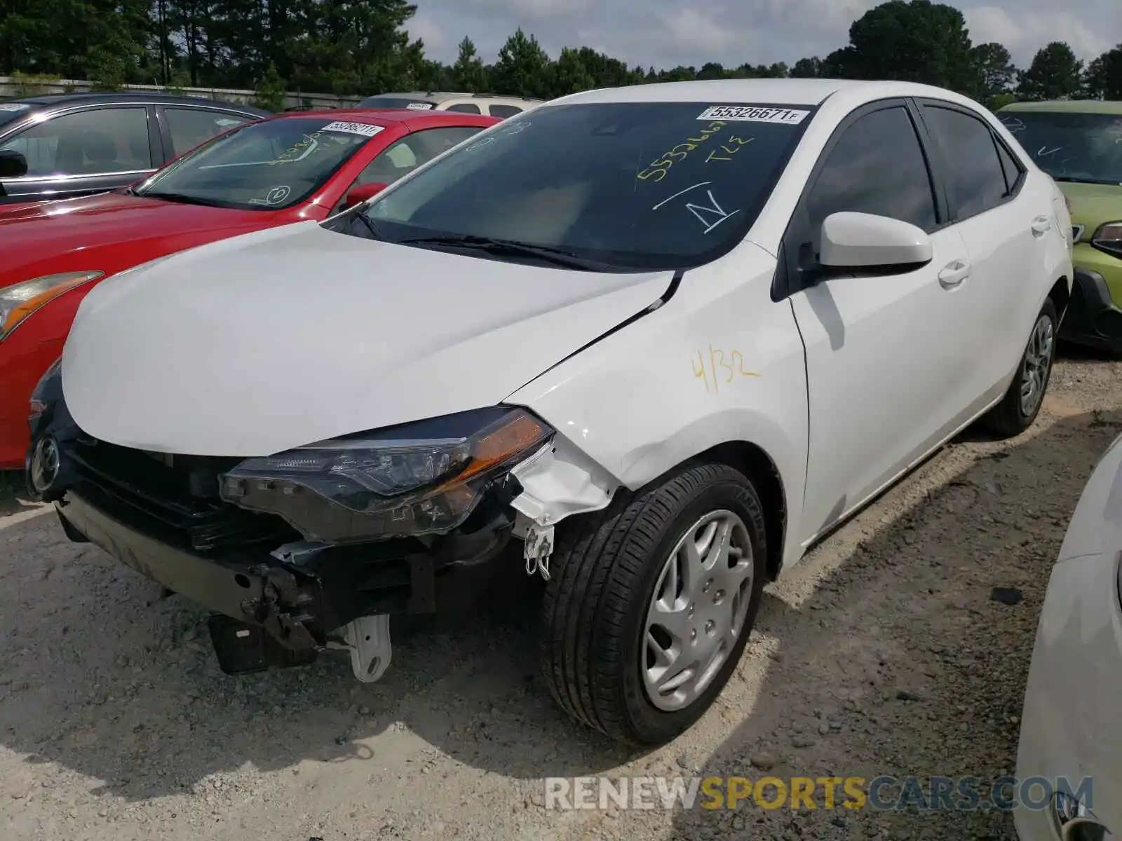 2 Photograph of a damaged car 2T1BURHE5KC189111 TOYOTA COROLLA 2019