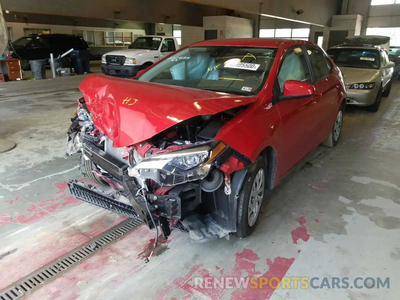 2 Photograph of a damaged car 2T1BURHE5KC189240 TOYOTA COROLLA 2019