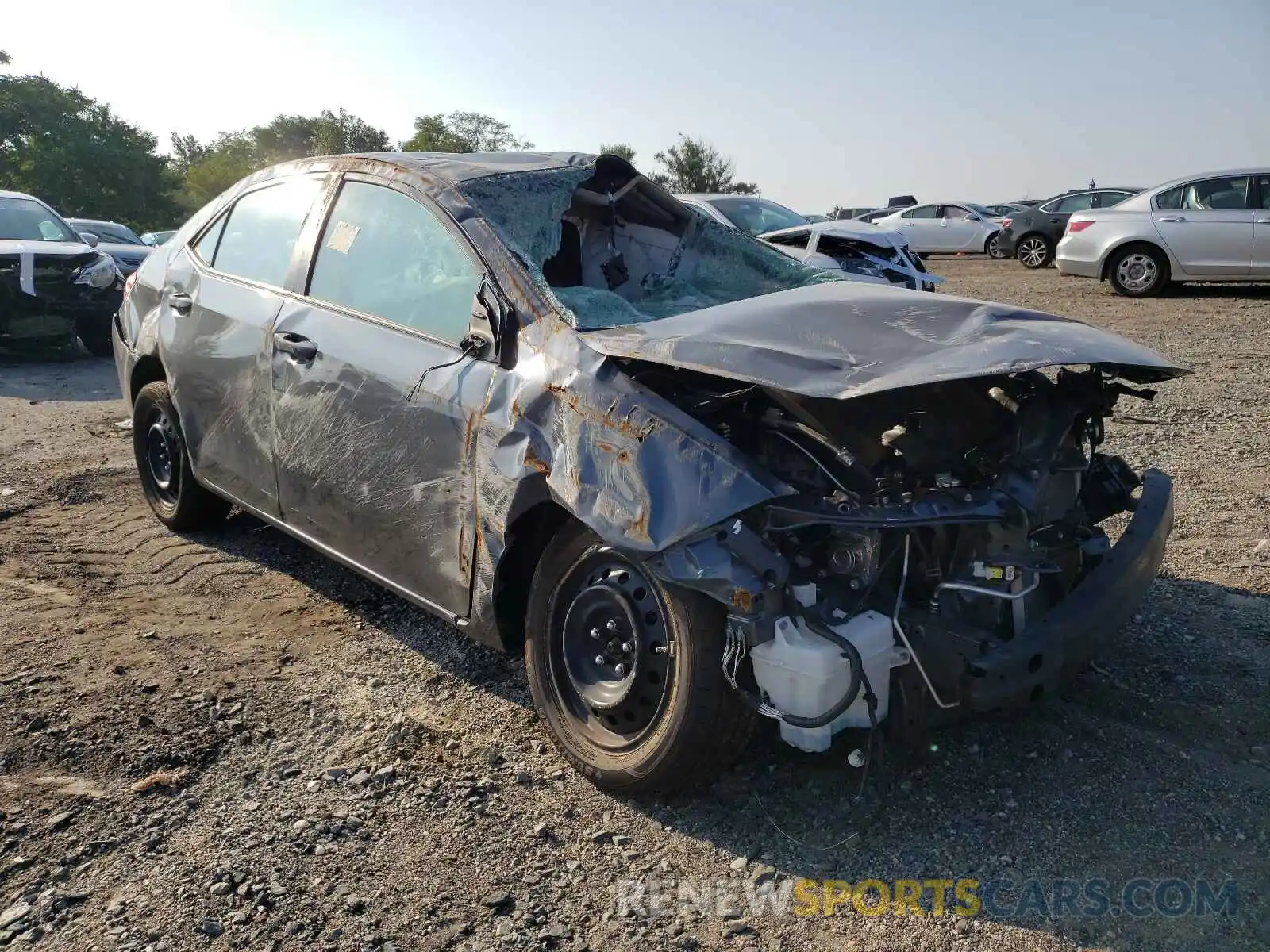 1 Photograph of a damaged car 2T1BURHE5KC189822 TOYOTA COROLLA 2019