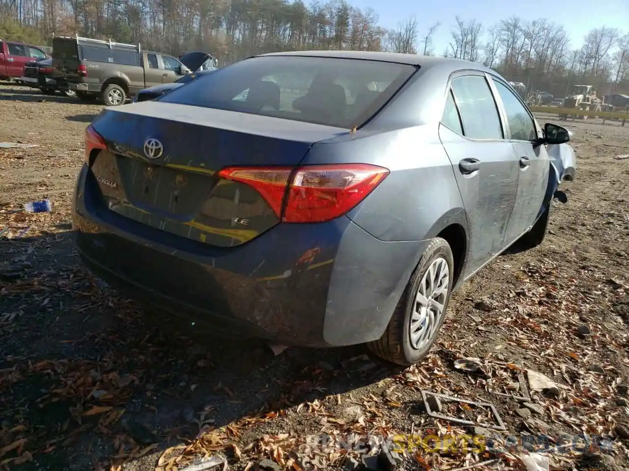 4 Photograph of a damaged car 2T1BURHE5KC191814 TOYOTA COROLLA 2019