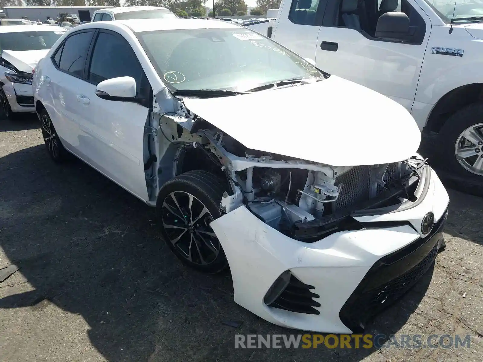 1 Photograph of a damaged car 2T1BURHE5KC192008 TOYOTA COROLLA 2019