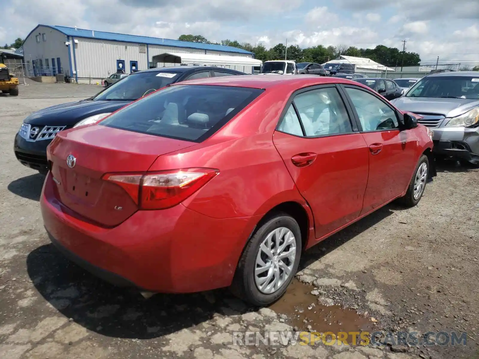 4 Photograph of a damaged car 2T1BURHE5KC192154 TOYOTA COROLLA 2019