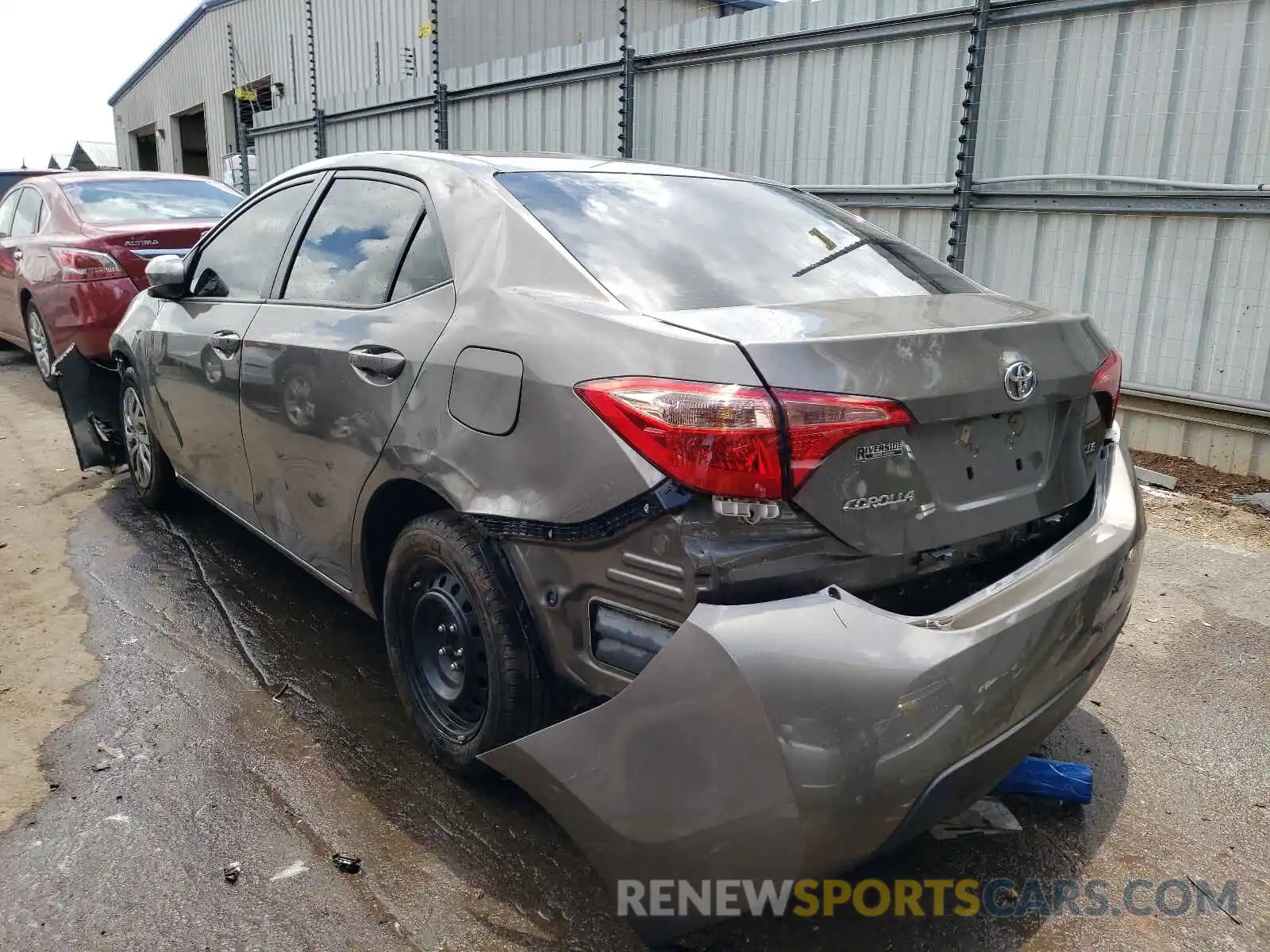 3 Photograph of a damaged car 2T1BURHE5KC192445 TOYOTA COROLLA 2019