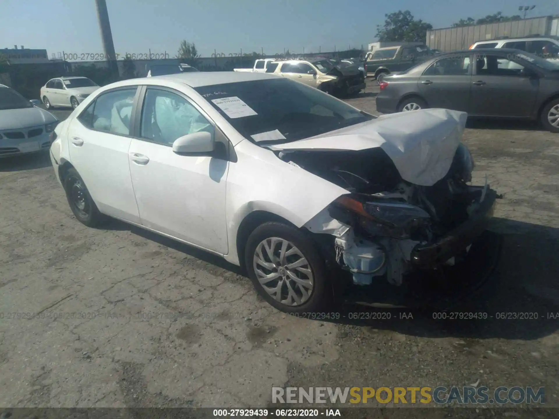 1 Photograph of a damaged car 2T1BURHE5KC193014 TOYOTA COROLLA 2019