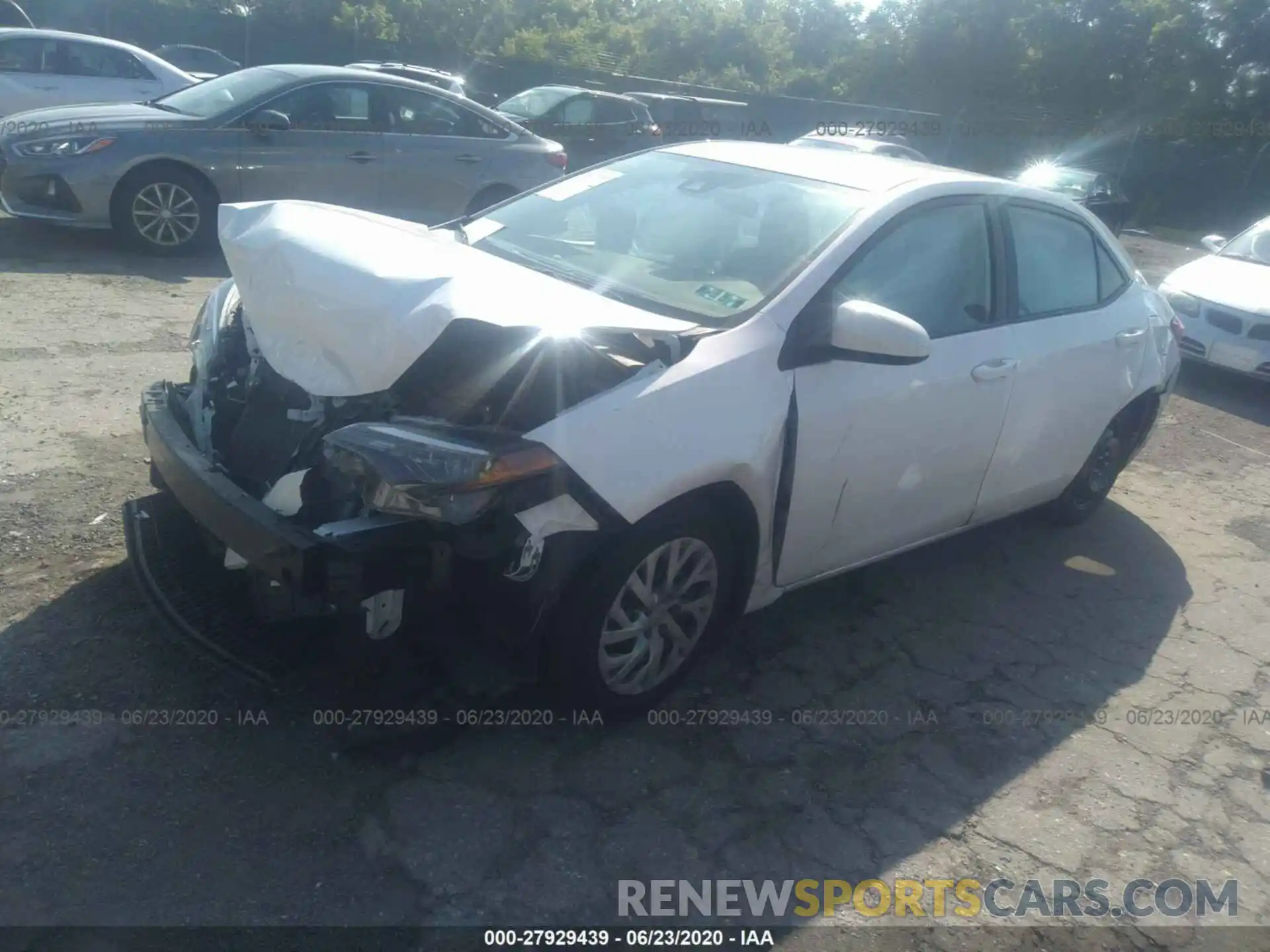 2 Photograph of a damaged car 2T1BURHE5KC193014 TOYOTA COROLLA 2019