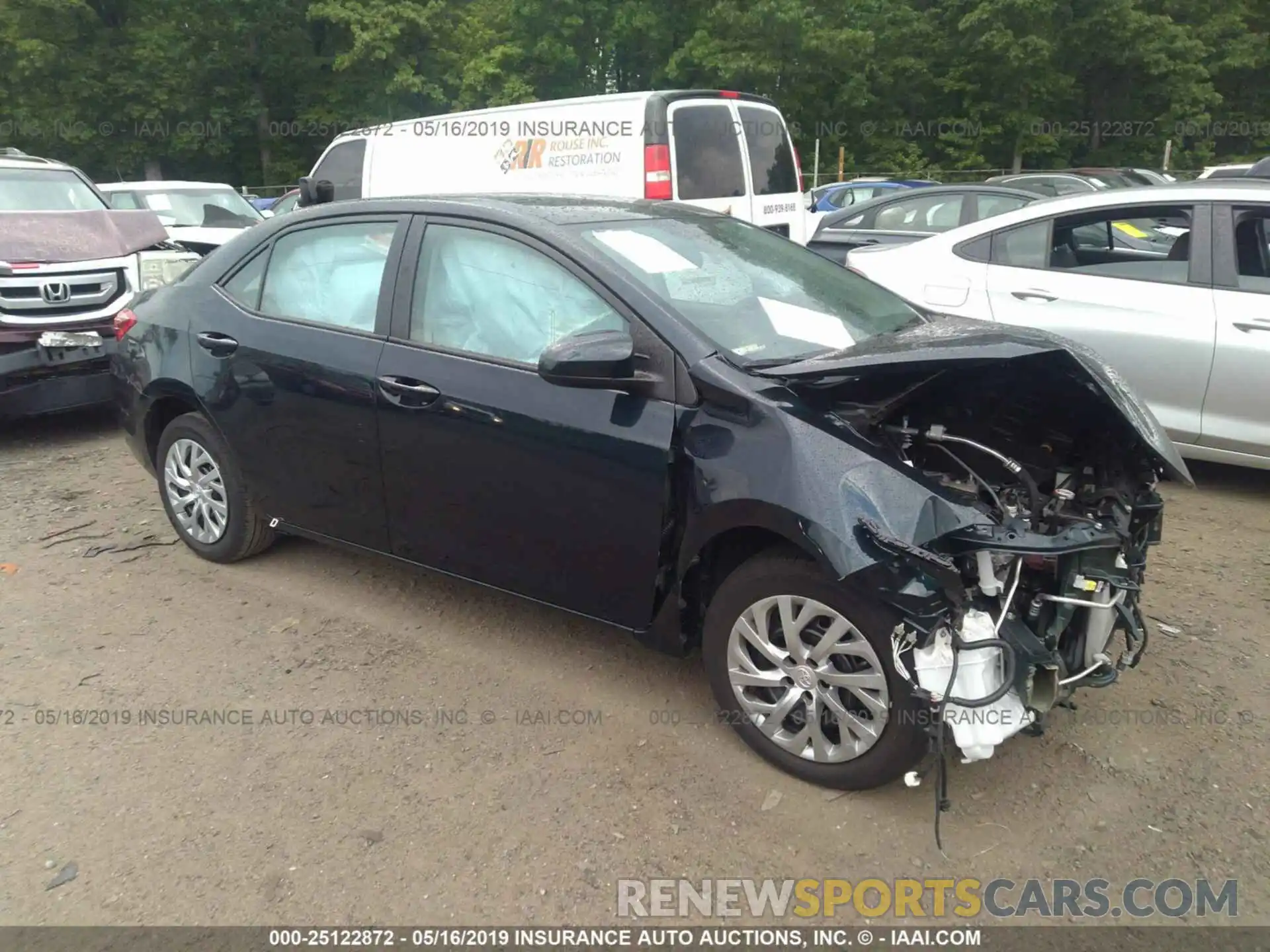 1 Photograph of a damaged car 2T1BURHE5KC193725 TOYOTA COROLLA 2019