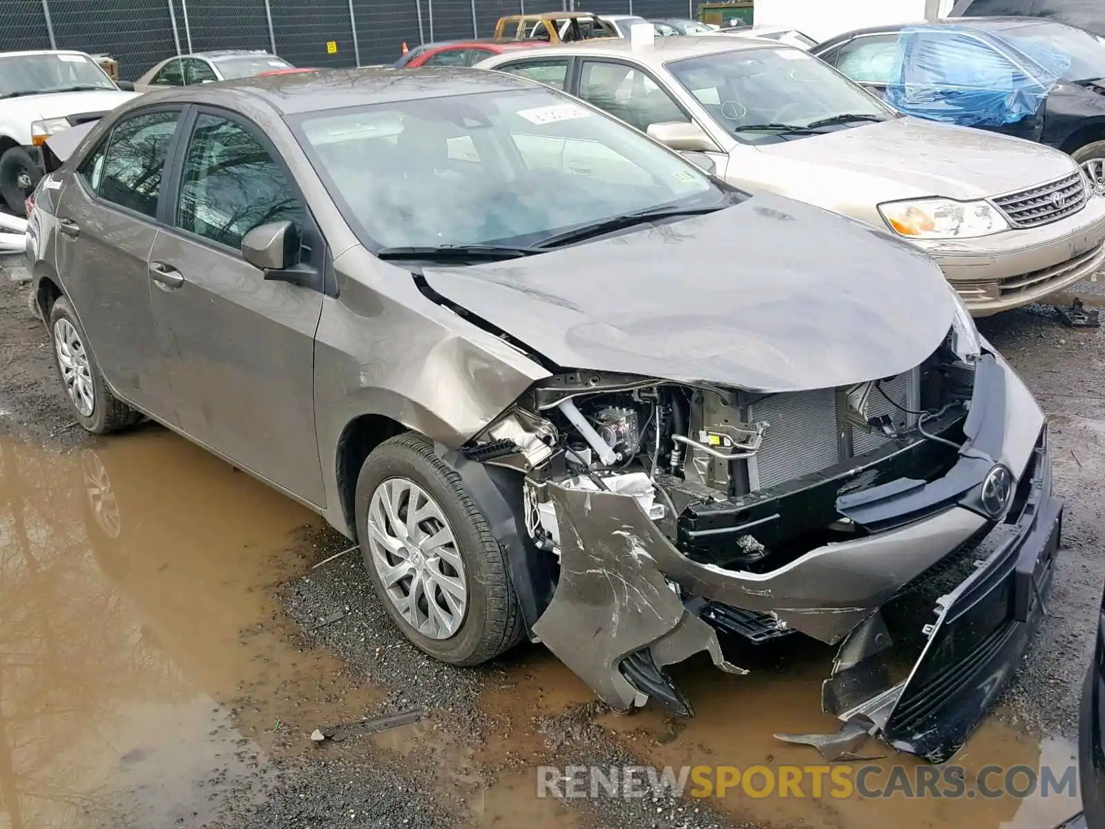 1 Photograph of a damaged car 2T1BURHE5KC194275 TOYOTA COROLLA 2019