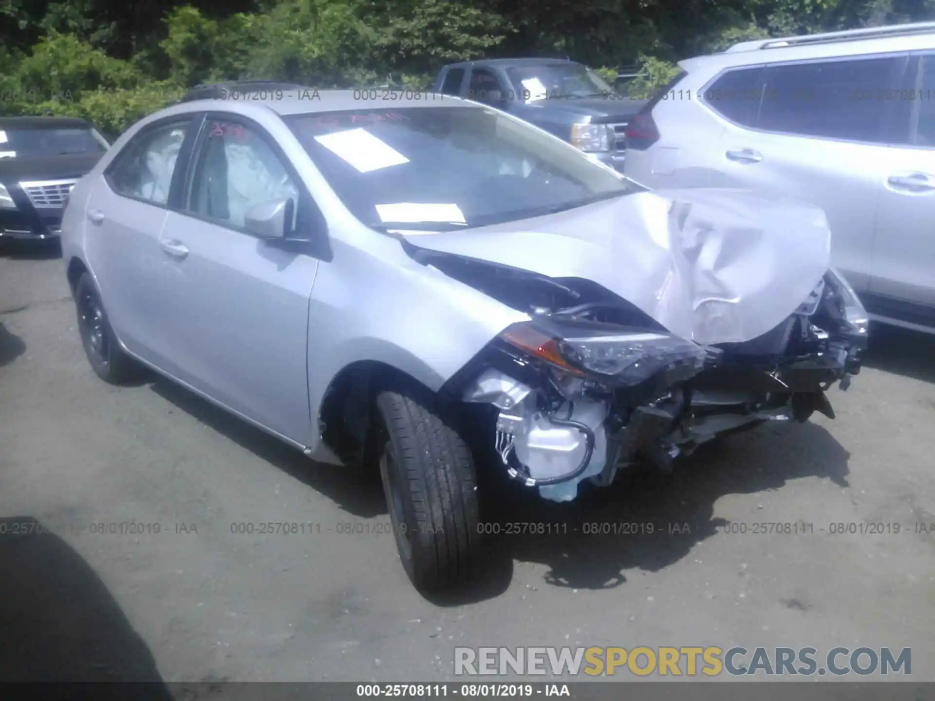 1 Photograph of a damaged car 2T1BURHE5KC194485 TOYOTA COROLLA 2019