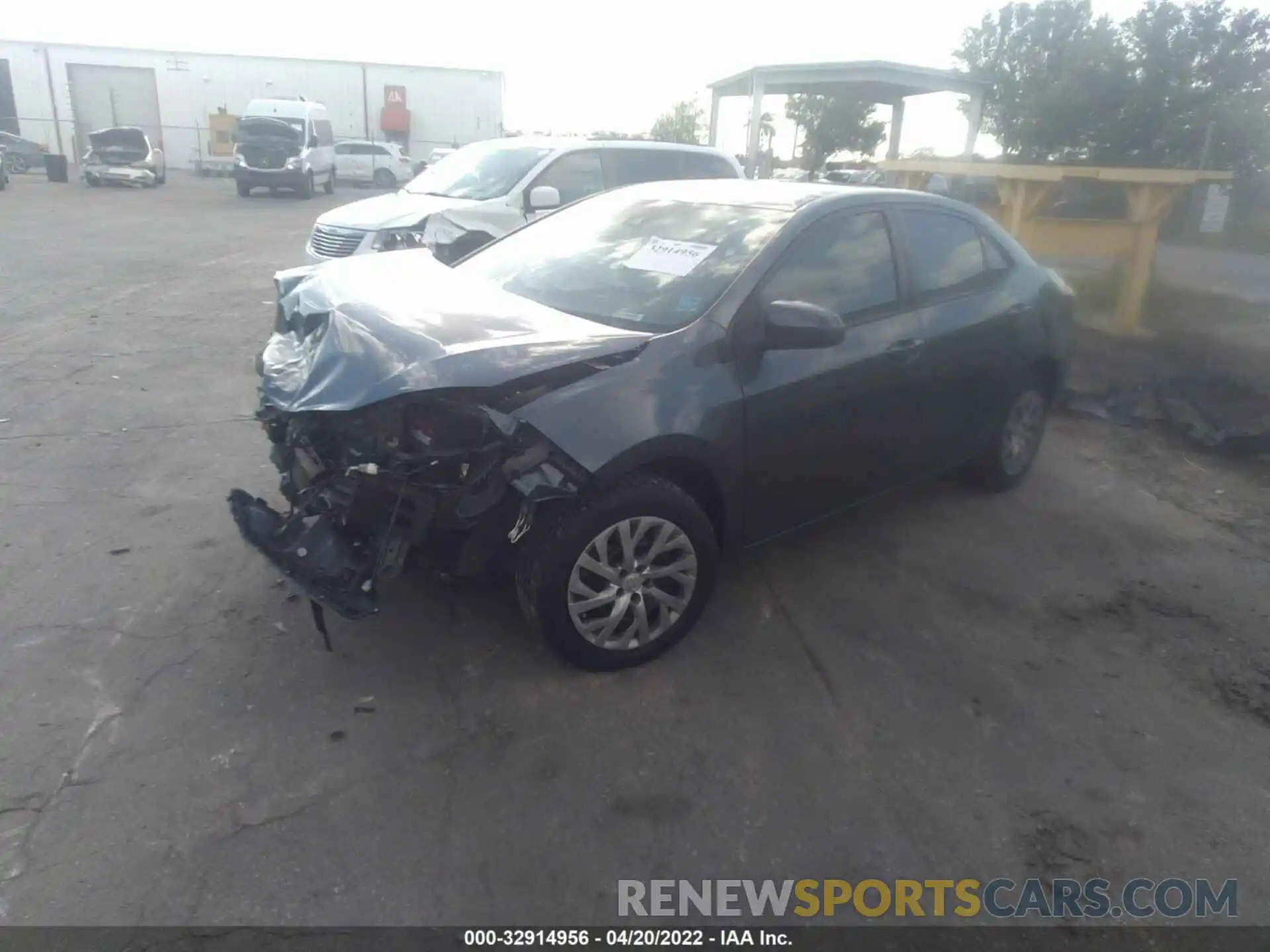 2 Photograph of a damaged car 2T1BURHE5KC194650 TOYOTA COROLLA 2019