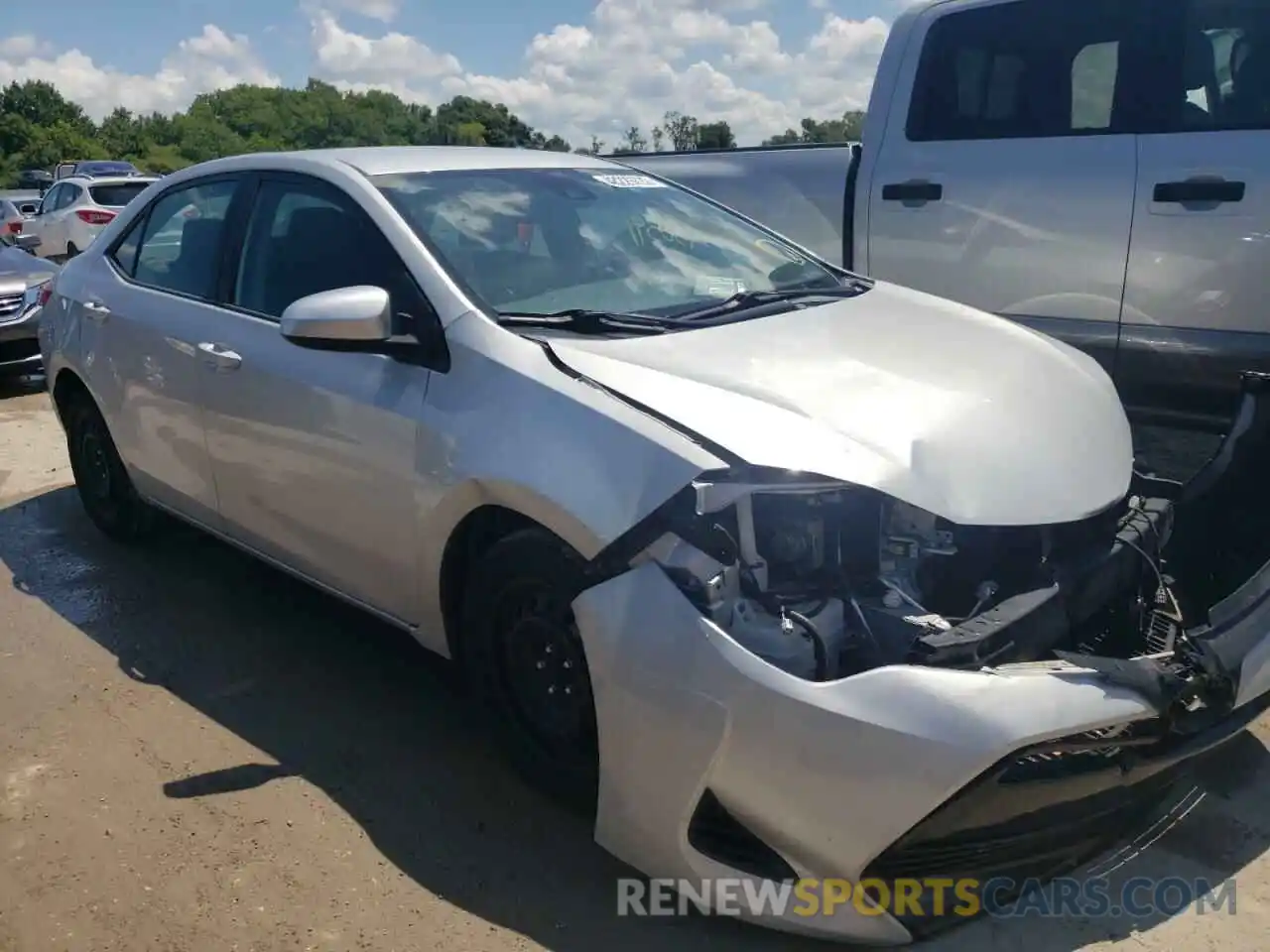 1 Photograph of a damaged car 2T1BURHE5KC195409 TOYOTA COROLLA 2019