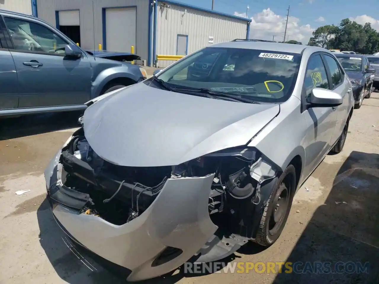 2 Photograph of a damaged car 2T1BURHE5KC195409 TOYOTA COROLLA 2019