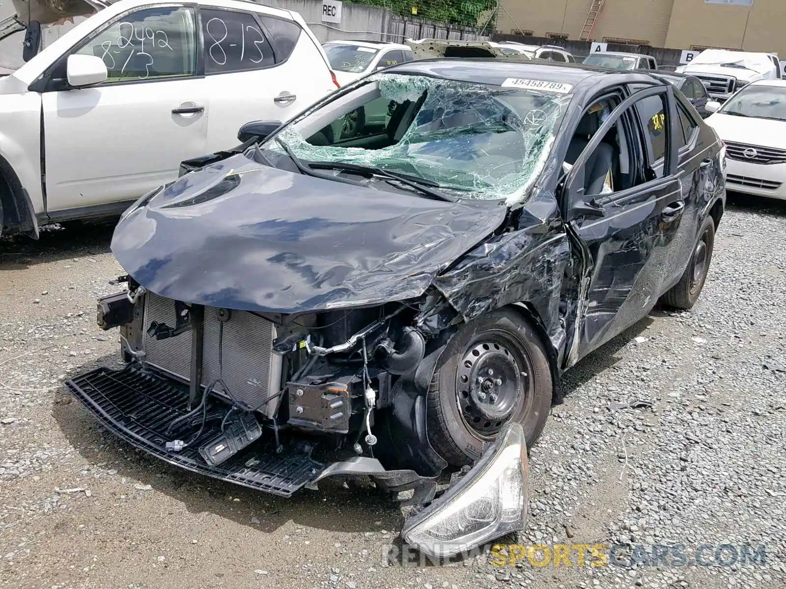 2 Photograph of a damaged car 2T1BURHE5KC195474 TOYOTA COROLLA 2019