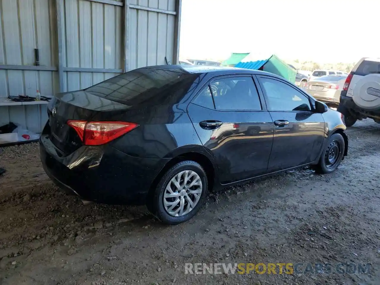 3 Photograph of a damaged car 2T1BURHE5KC196169 TOYOTA COROLLA 2019