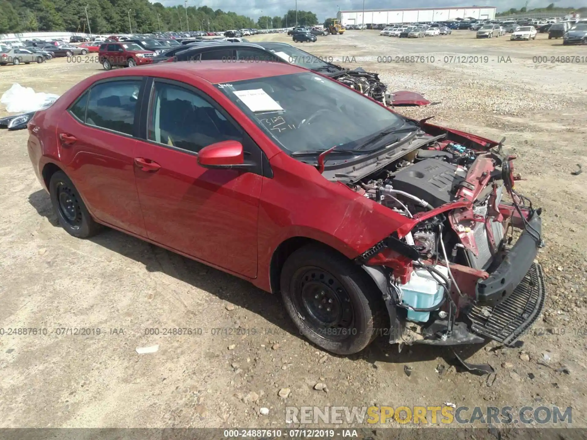 1 Photograph of a damaged car 2T1BURHE5KC196186 TOYOTA COROLLA 2019