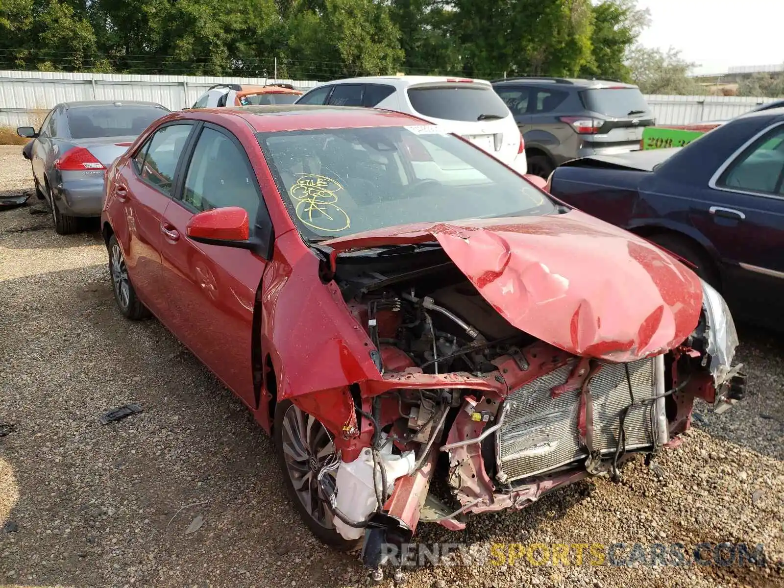 1 Photograph of a damaged car 2T1BURHE5KC196558 TOYOTA COROLLA 2019