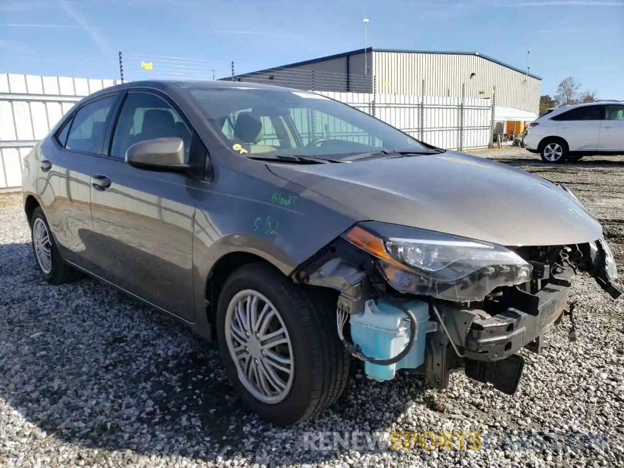 1 Photograph of a damaged car 2T1BURHE5KC196883 TOYOTA COROLLA 2019