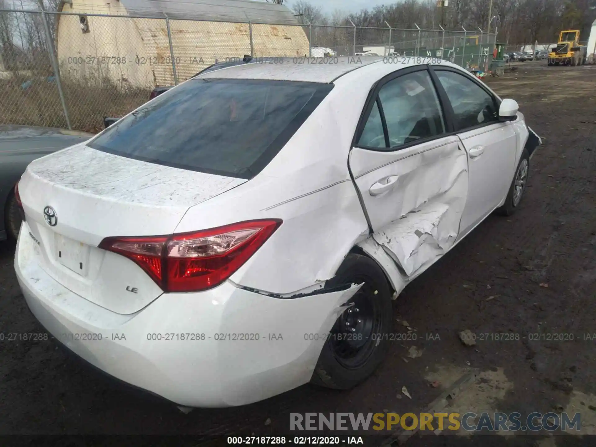 4 Photograph of a damaged car 2T1BURHE5KC197354 TOYOTA COROLLA 2019