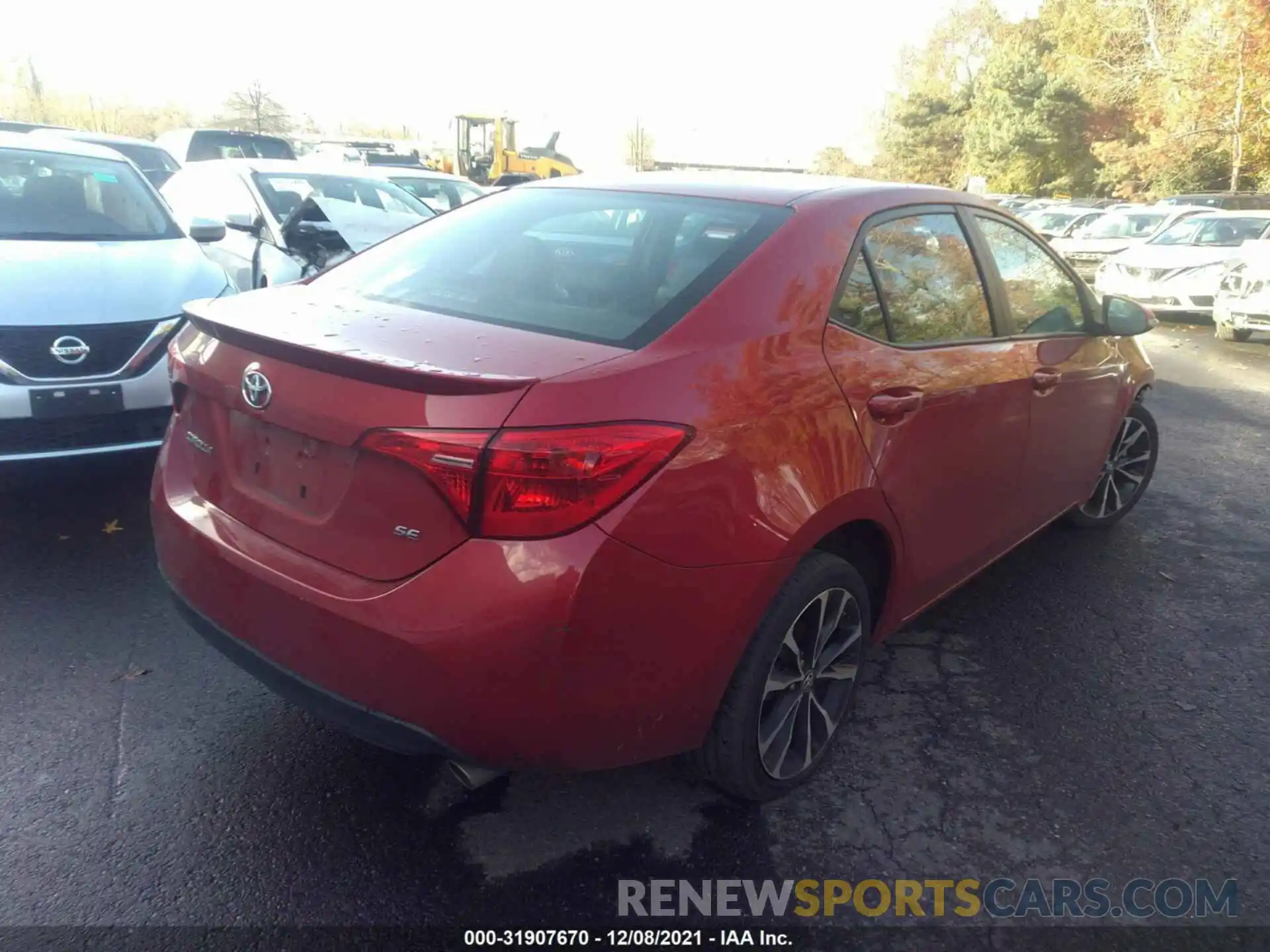 4 Photograph of a damaged car 2T1BURHE5KC197421 TOYOTA COROLLA 2019