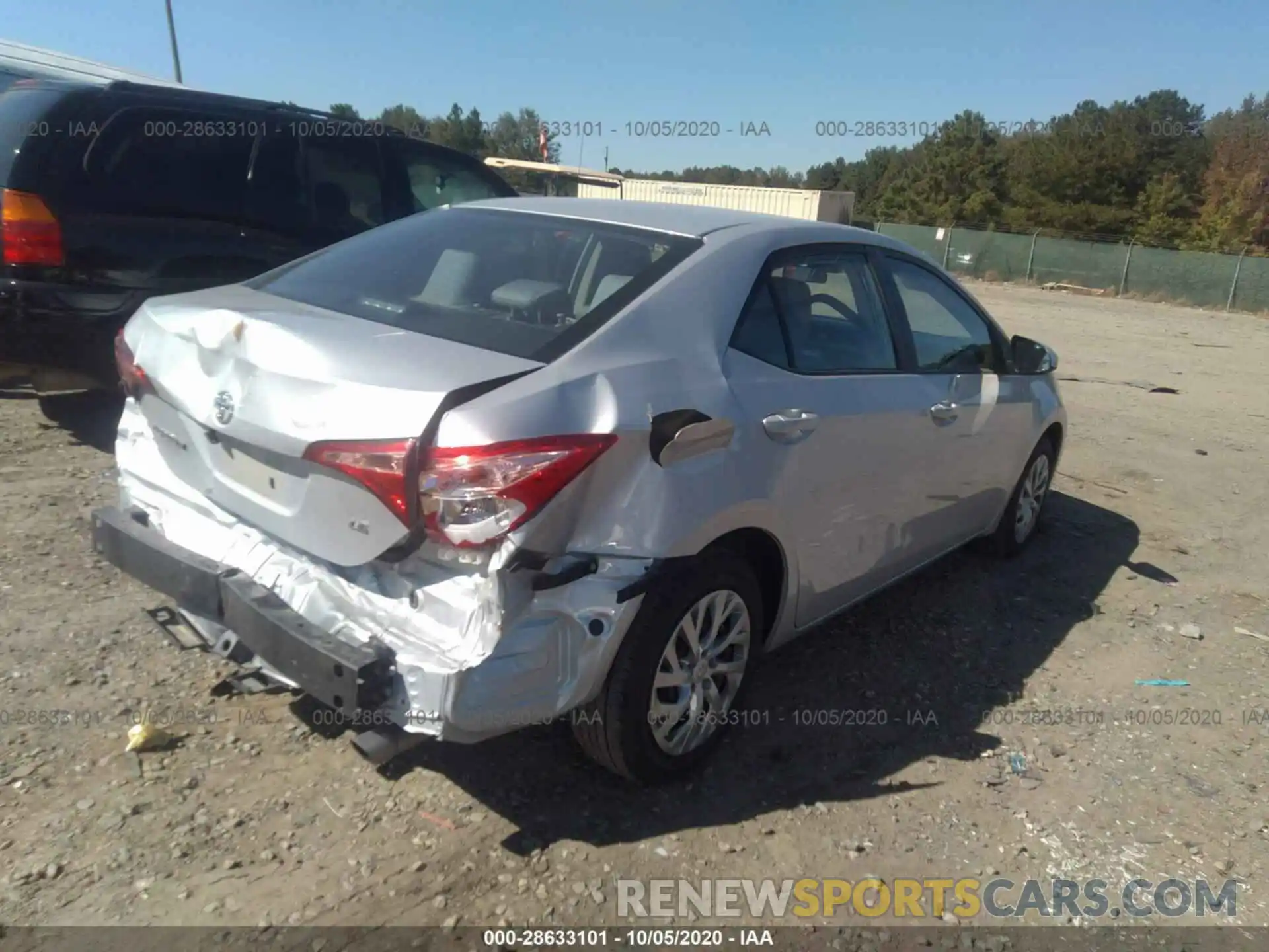 4 Photograph of a damaged car 2T1BURHE5KC197659 TOYOTA COROLLA 2019