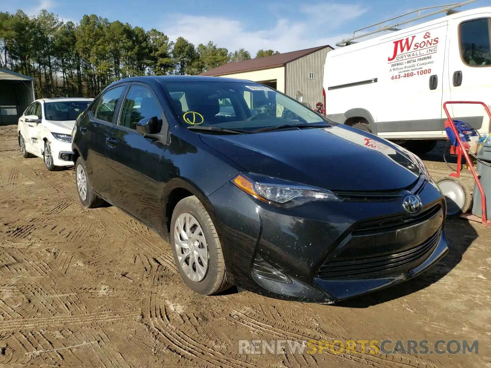 1 Photograph of a damaged car 2T1BURHE5KC198102 TOYOTA COROLLA 2019