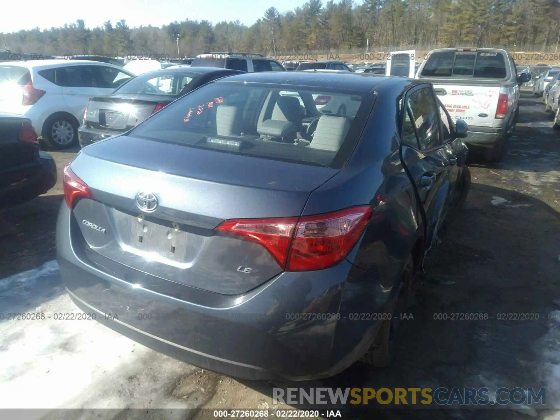 4 Photograph of a damaged car 2T1BURHE5KC198164 TOYOTA COROLLA 2019