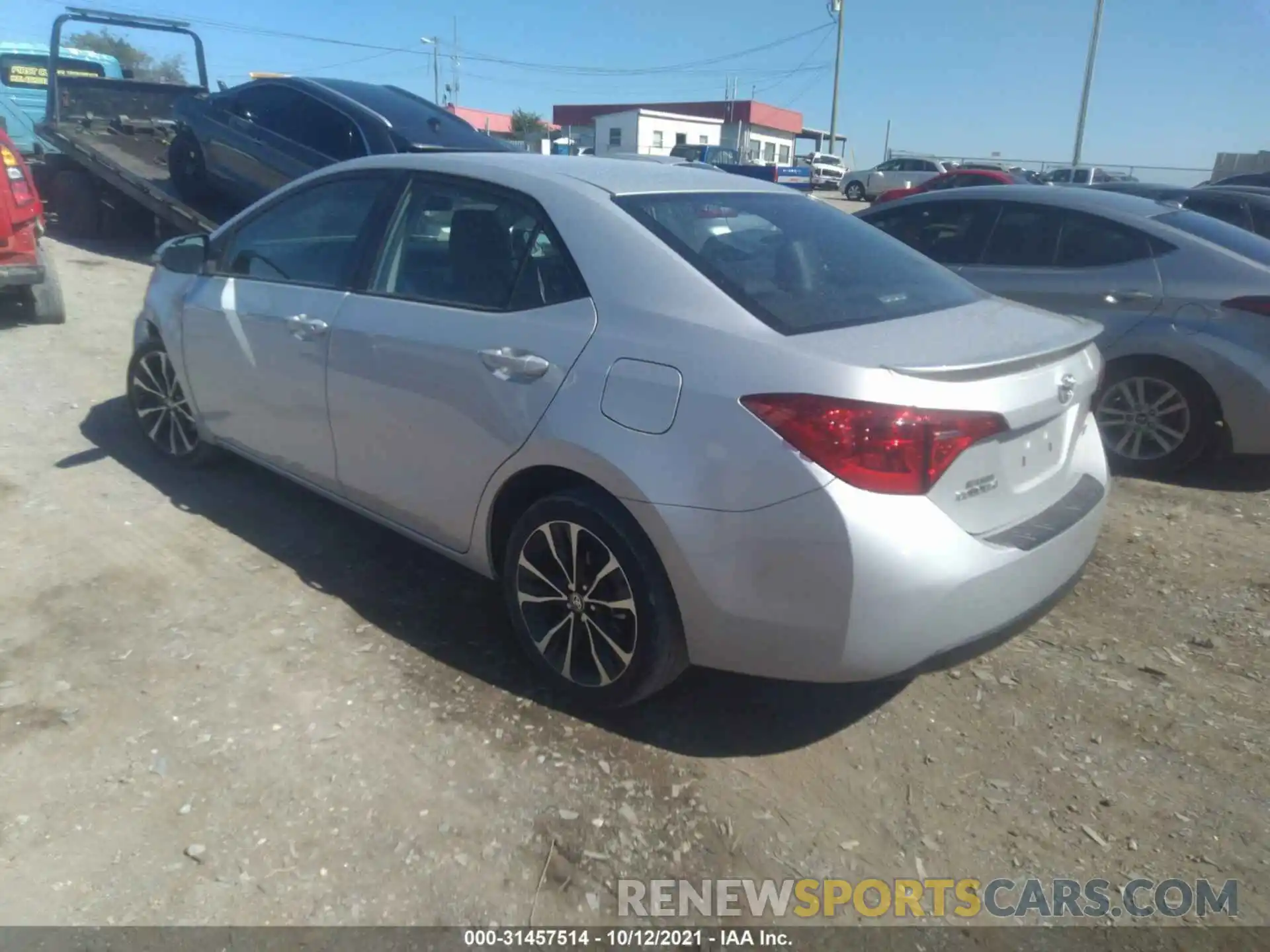 3 Photograph of a damaged car 2T1BURHE5KC199539 TOYOTA COROLLA 2019