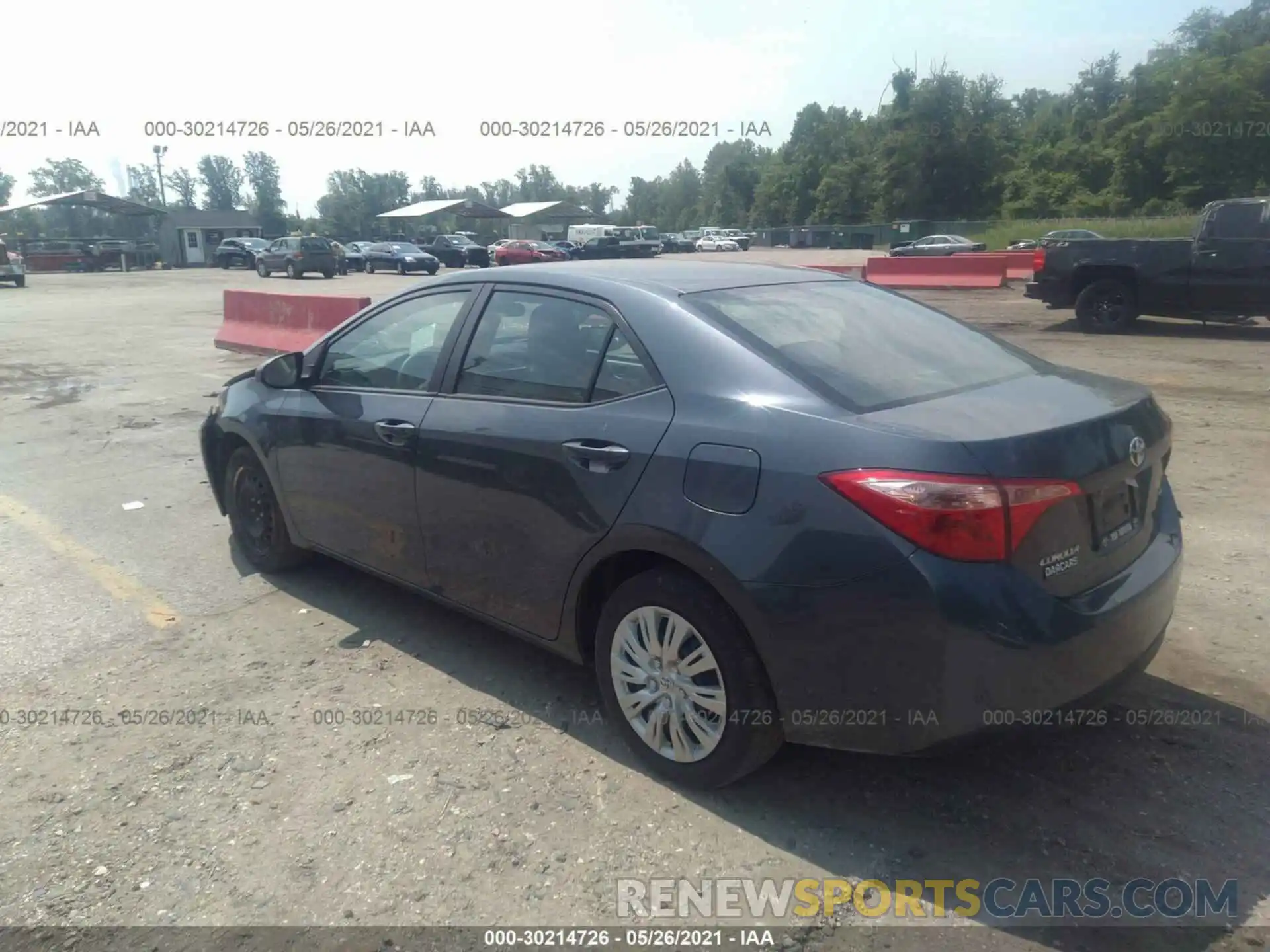 3 Photograph of a damaged car 2T1BURHE5KC200219 TOYOTA COROLLA 2019