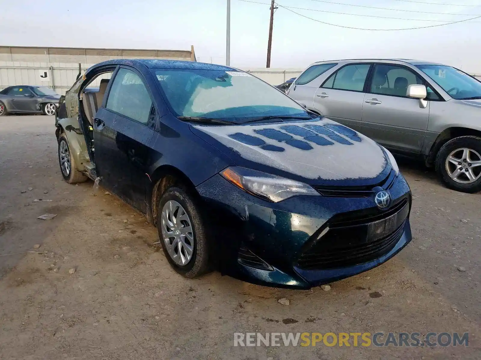 1 Photograph of a damaged car 2T1BURHE5KC201368 TOYOTA COROLLA 2019