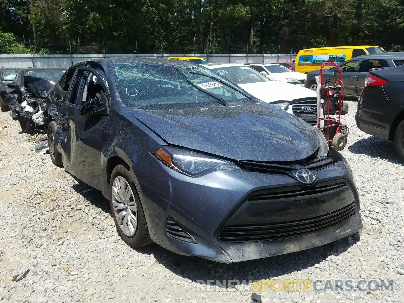 1 Photograph of a damaged car 2T1BURHE5KC202021 TOYOTA COROLLA 2019