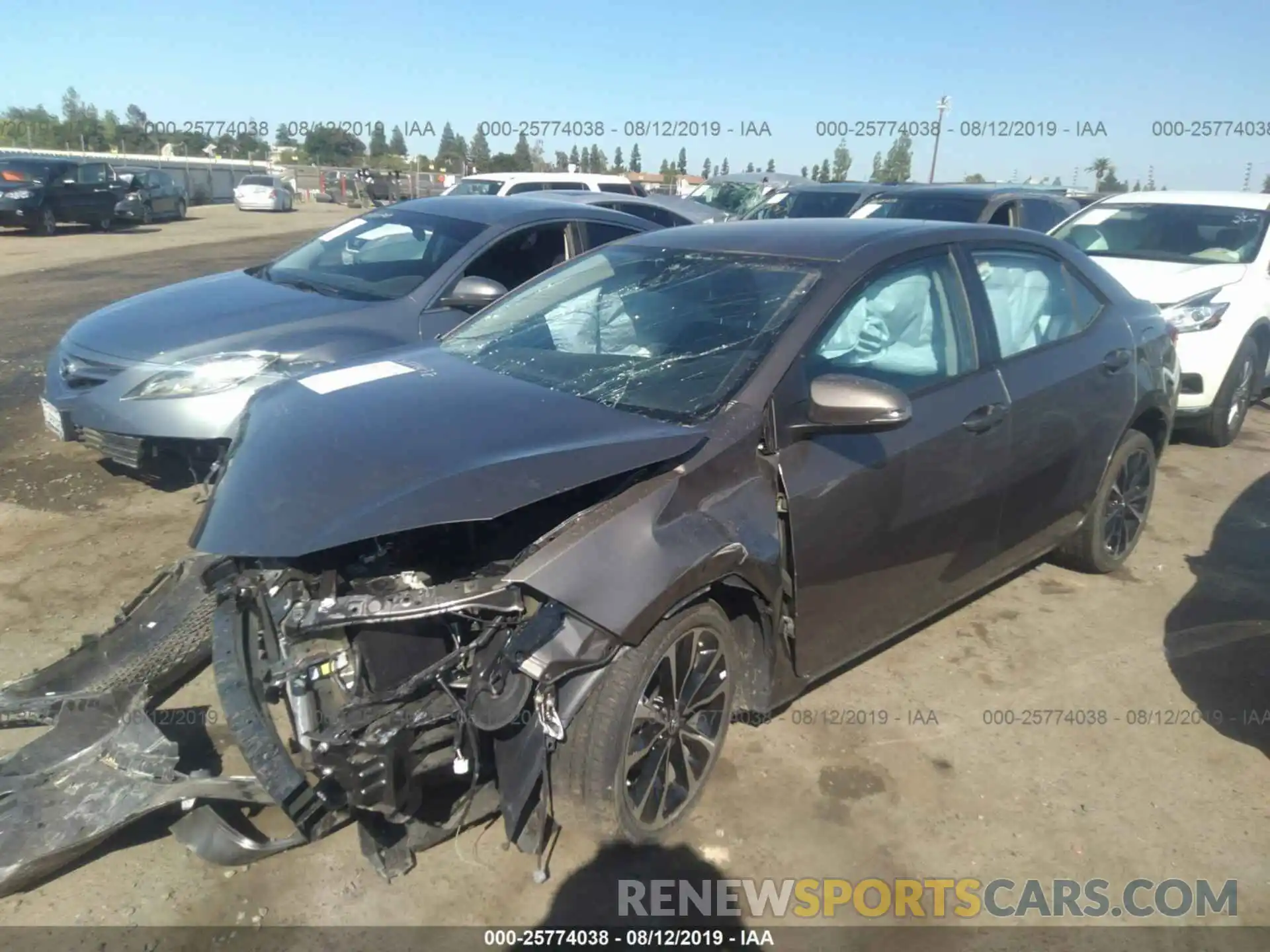 2 Photograph of a damaged car 2T1BURHE5KC202052 TOYOTA COROLLA 2019