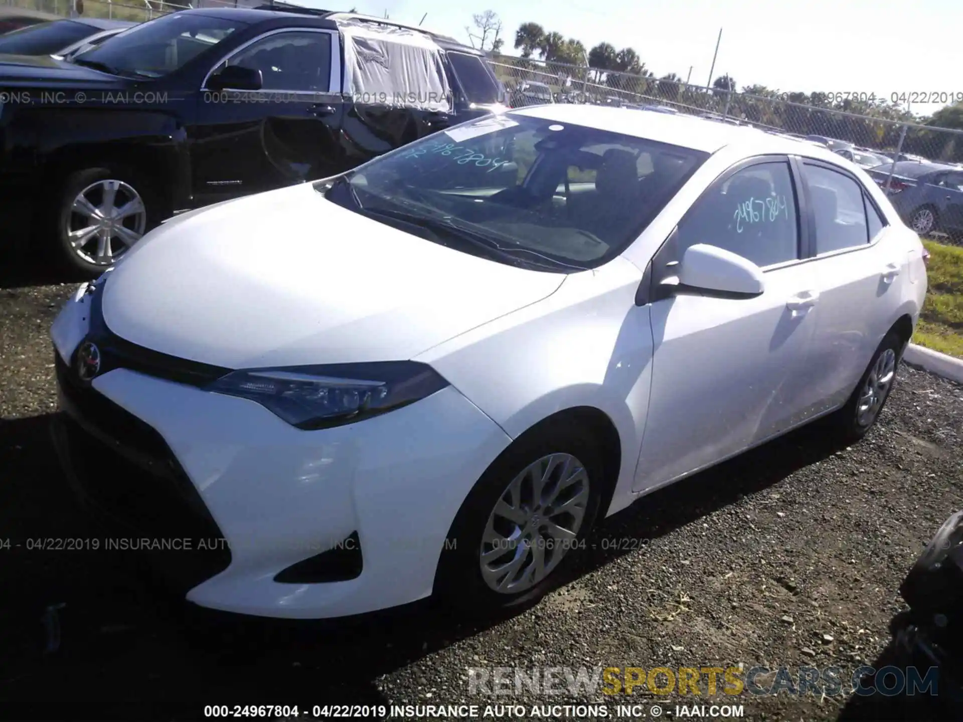 2 Photograph of a damaged car 2T1BURHE5KC202570 TOYOTA COROLLA 2019