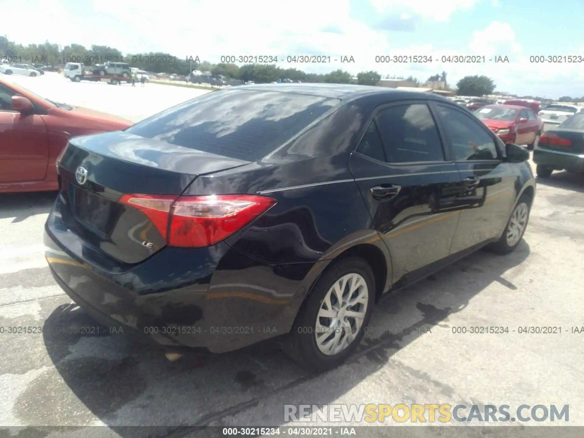 4 Photograph of a damaged car 2T1BURHE5KC202861 TOYOTA COROLLA 2019