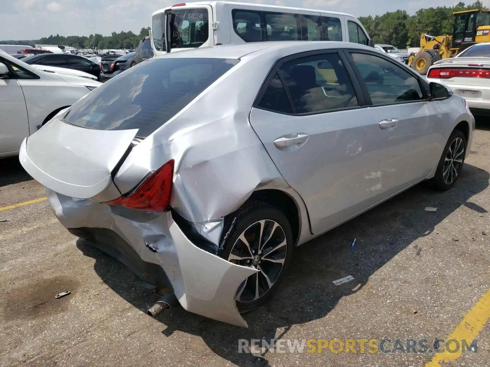 4 Фотография поврежденного автомобиля 2T1BURHE5KC203055 TOYOTA COROLLA 2019