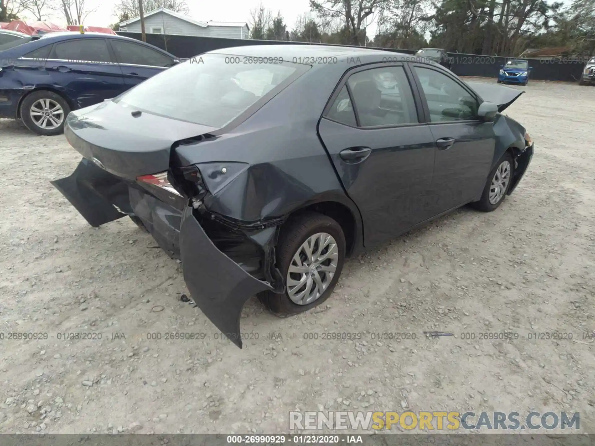 4 Photograph of a damaged car 2T1BURHE5KC203461 TOYOTA COROLLA 2019