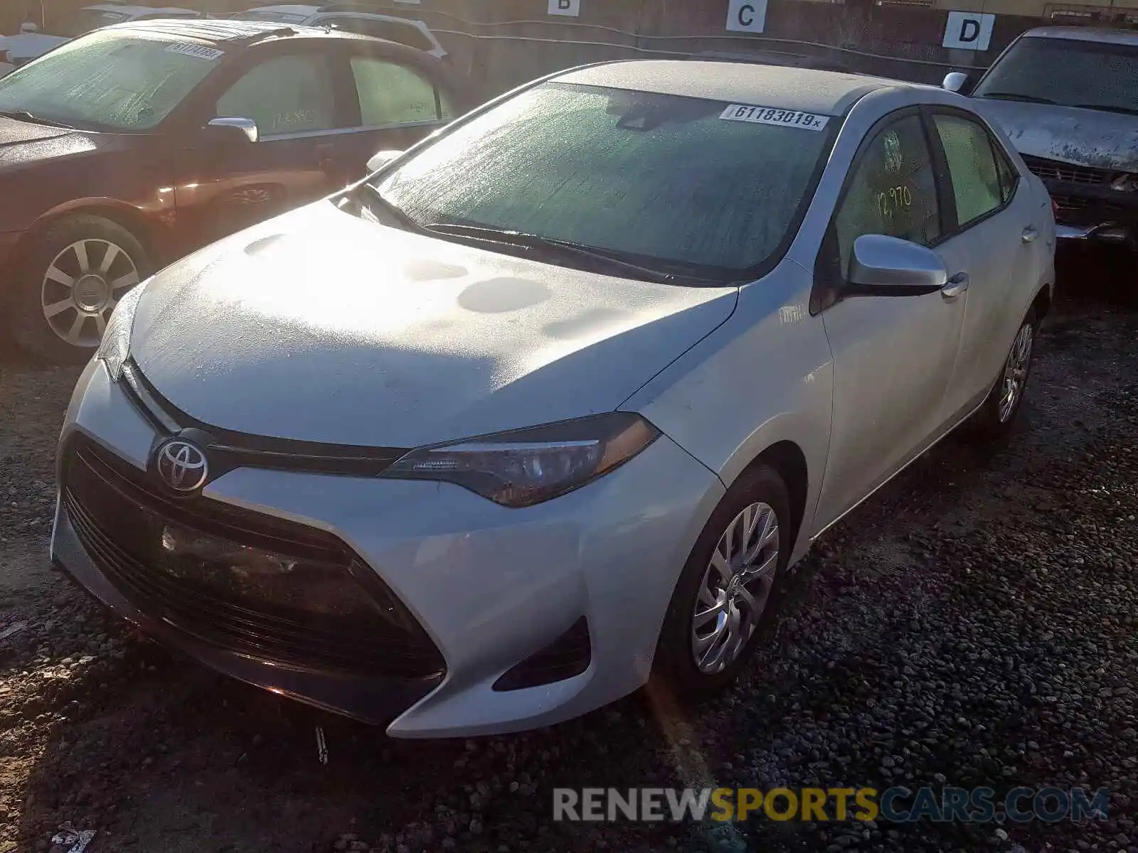 2 Photograph of a damaged car 2T1BURHE5KC203475 TOYOTA COROLLA 2019