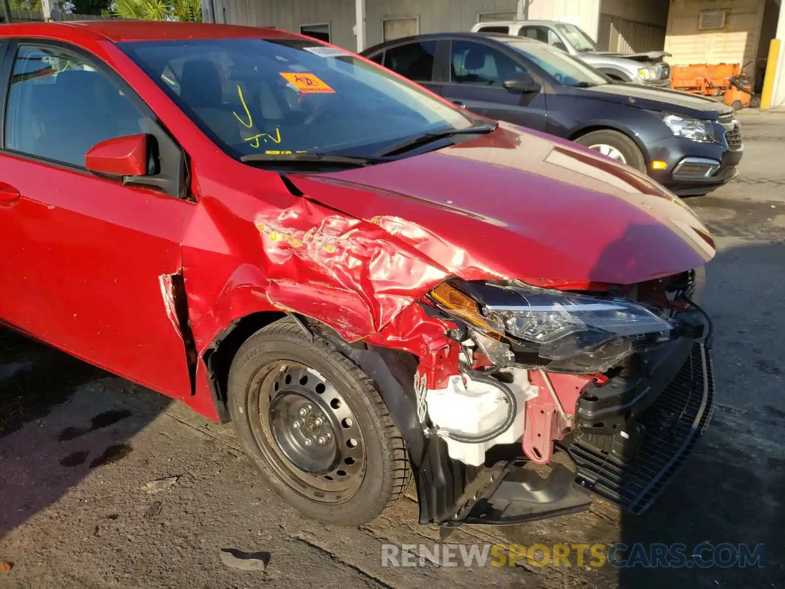 9 Photograph of a damaged car 2T1BURHE5KC203542 TOYOTA COROLLA 2019