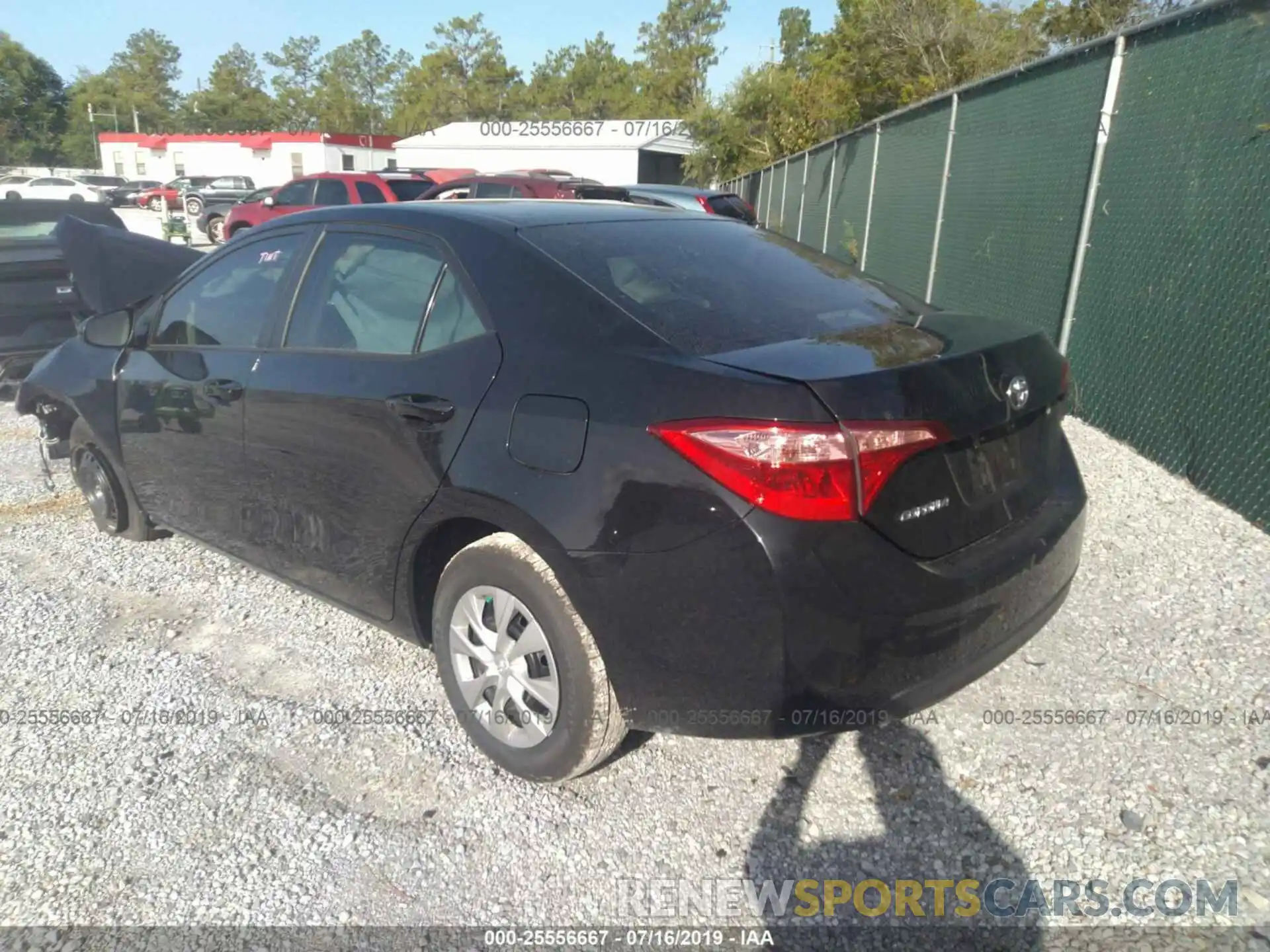 3 Photograph of a damaged car 2T1BURHE5KC203623 TOYOTA COROLLA 2019