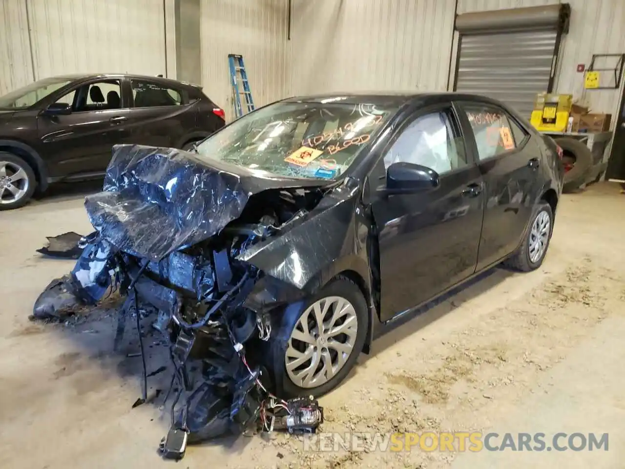 2 Photograph of a damaged car 2T1BURHE5KC203850 TOYOTA COROLLA 2019