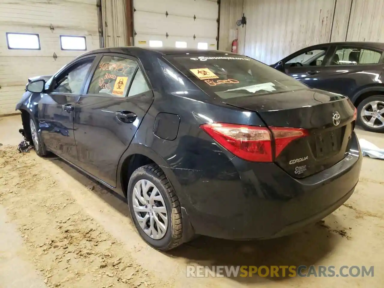 3 Photograph of a damaged car 2T1BURHE5KC203850 TOYOTA COROLLA 2019