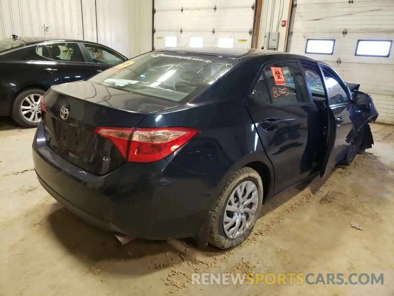 4 Photograph of a damaged car 2T1BURHE5KC203850 TOYOTA COROLLA 2019