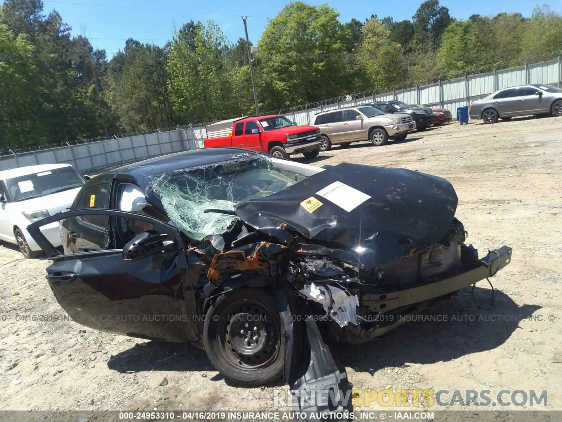 1 Photograph of a damaged car 2T1BURHE5KC204349 TOYOTA COROLLA 2019