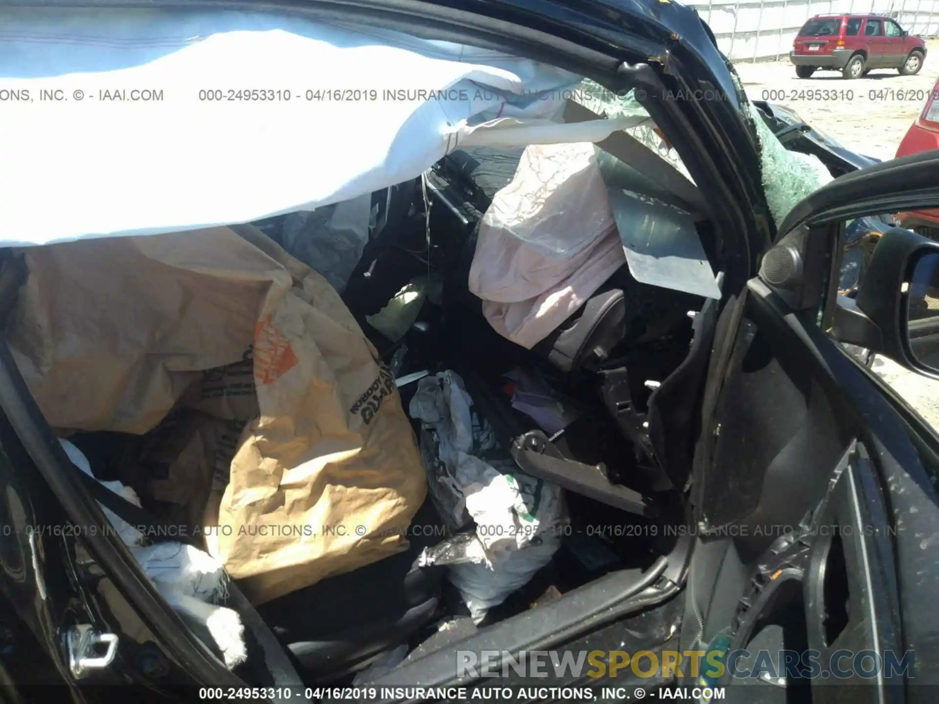 5 Photograph of a damaged car 2T1BURHE5KC204349 TOYOTA COROLLA 2019