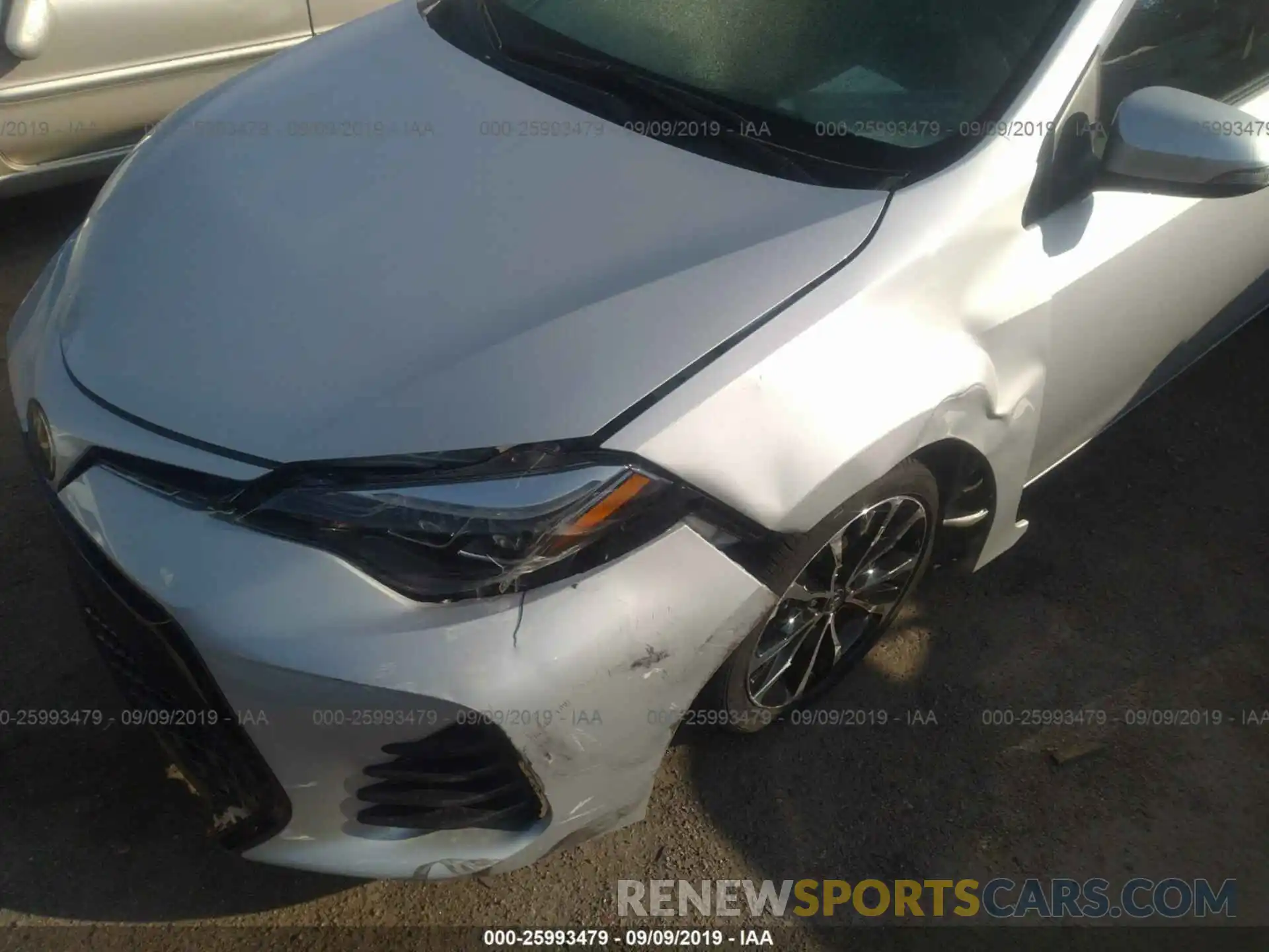 6 Photograph of a damaged car 2T1BURHE5KC204433 TOYOTA COROLLA 2019