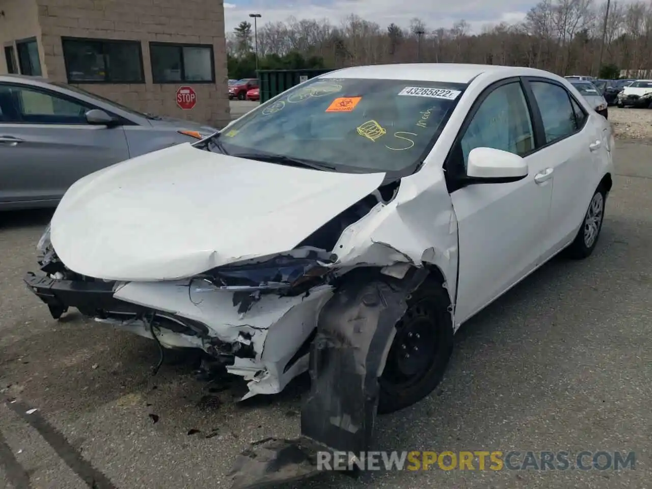 2 Photograph of a damaged car 2T1BURHE5KC204559 TOYOTA COROLLA 2019