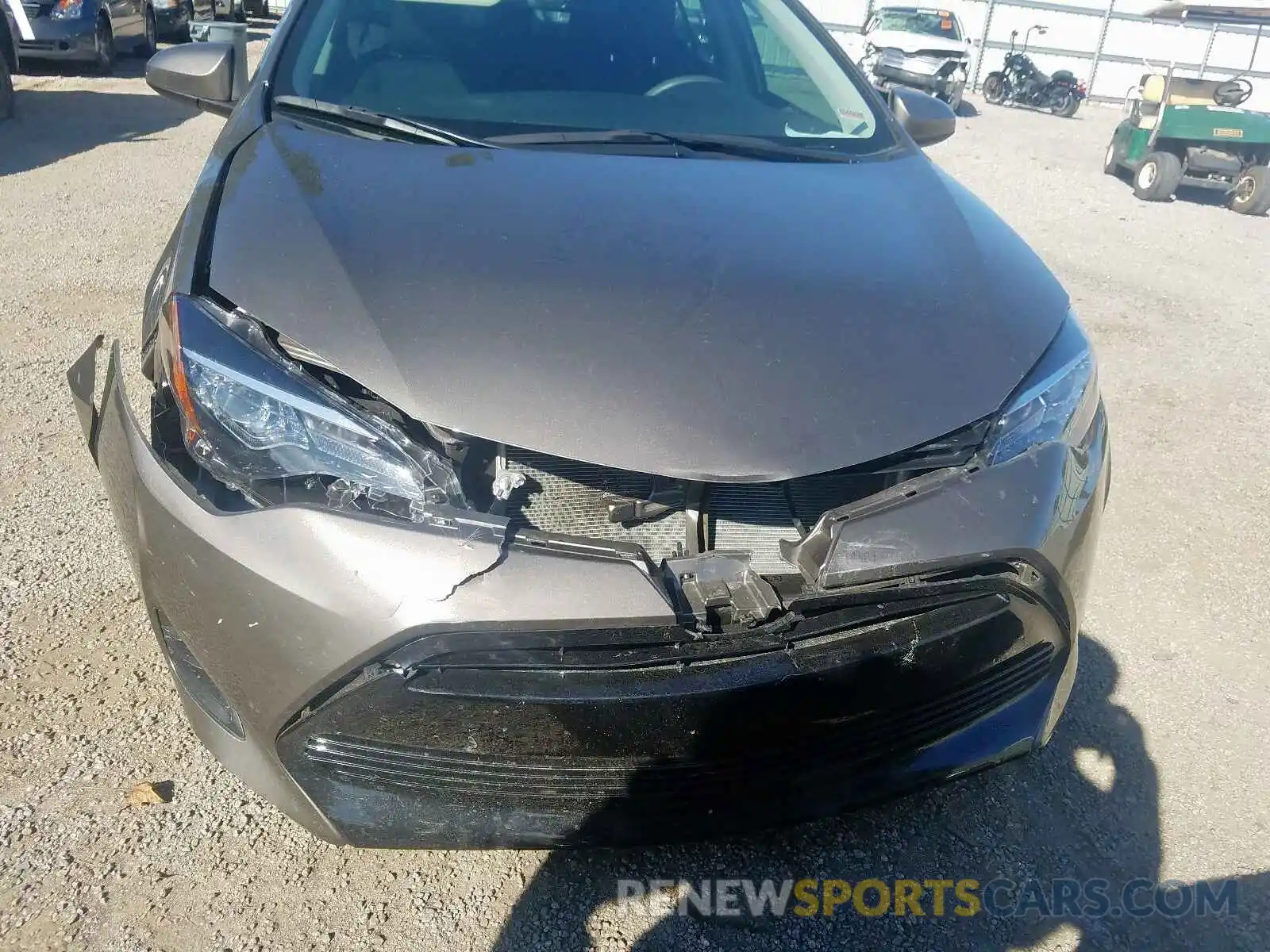 9 Photograph of a damaged car 2T1BURHE5KC205663 TOYOTA COROLLA 2019