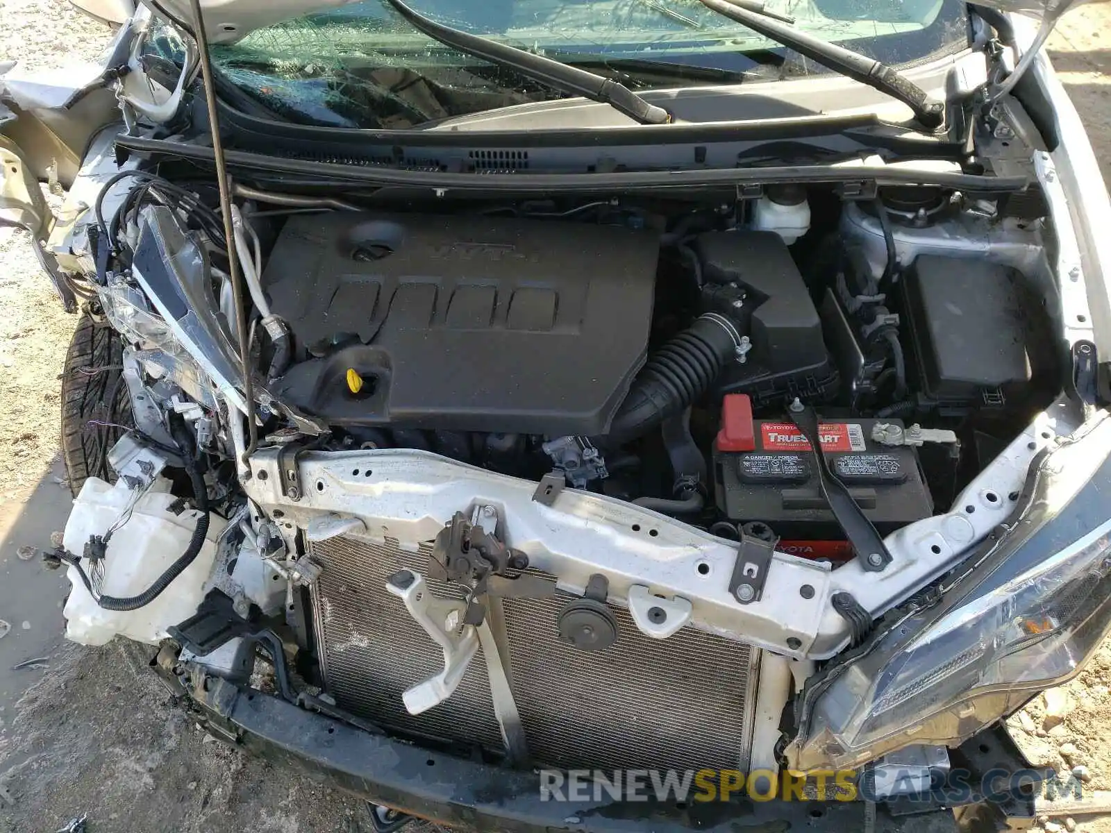 7 Photograph of a damaged car 2T1BURHE5KC206036 TOYOTA COROLLA 2019