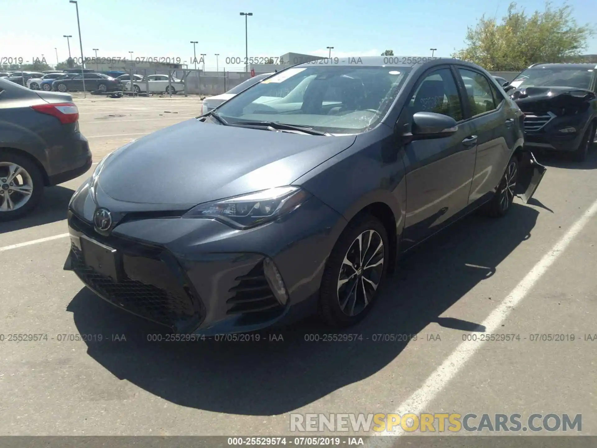 2 Photograph of a damaged car 2T1BURHE5KC206117 TOYOTA COROLLA 2019