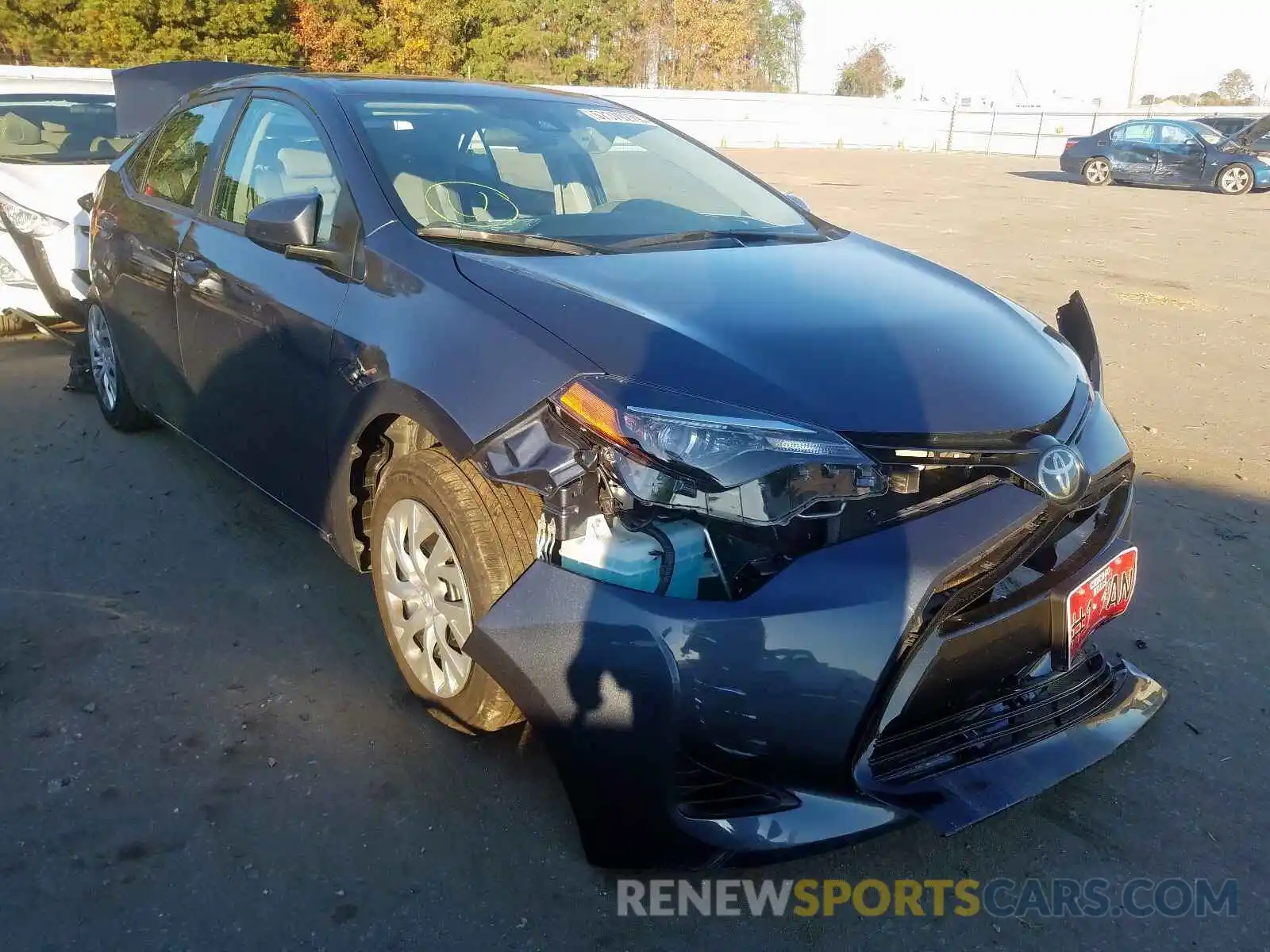 1 Photograph of a damaged car 2T1BURHE5KC207669 TOYOTA COROLLA 2019