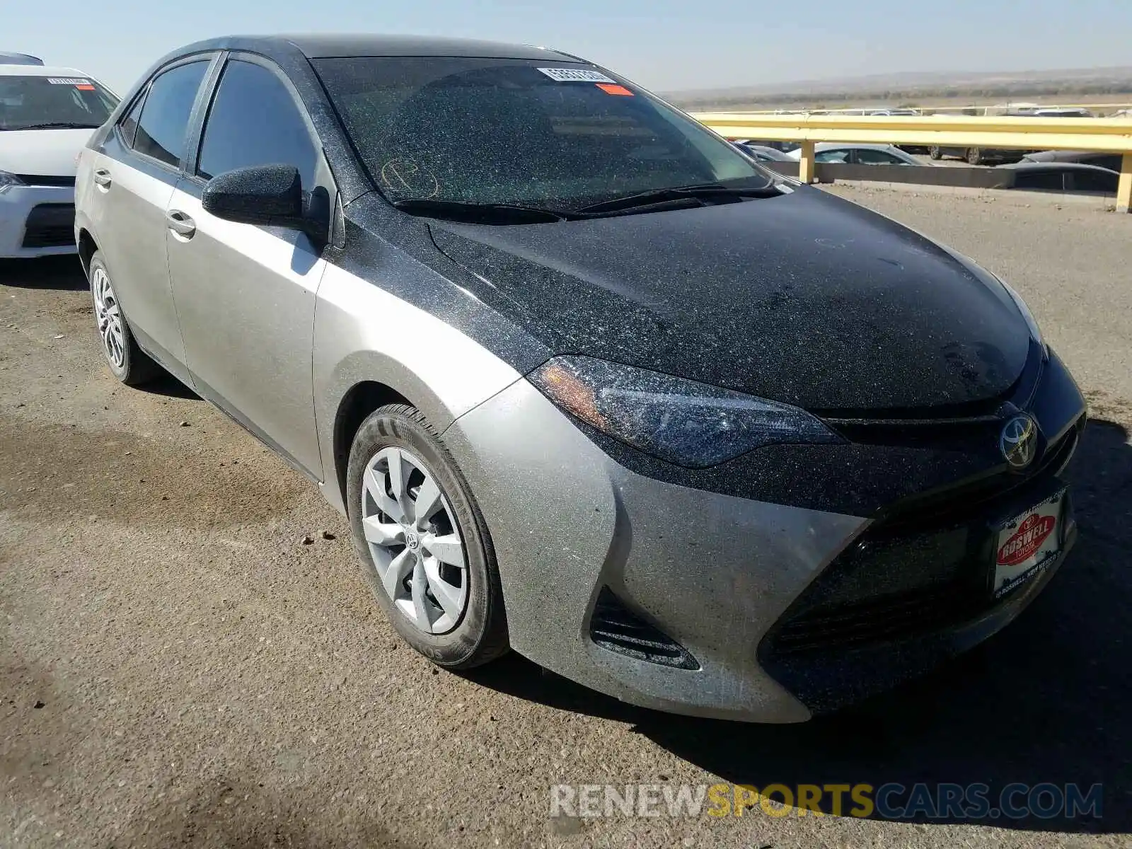 1 Photograph of a damaged car 2T1BURHE5KC208031 TOYOTA COROLLA 2019